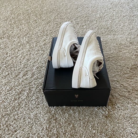 NWT Frye Women's Ivy Low Lace Sneaker - Picture 6 of 7